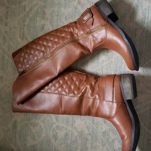 Arizona Jean Company Brown Heeled Boots